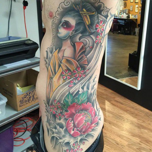 gueixas tatuadas