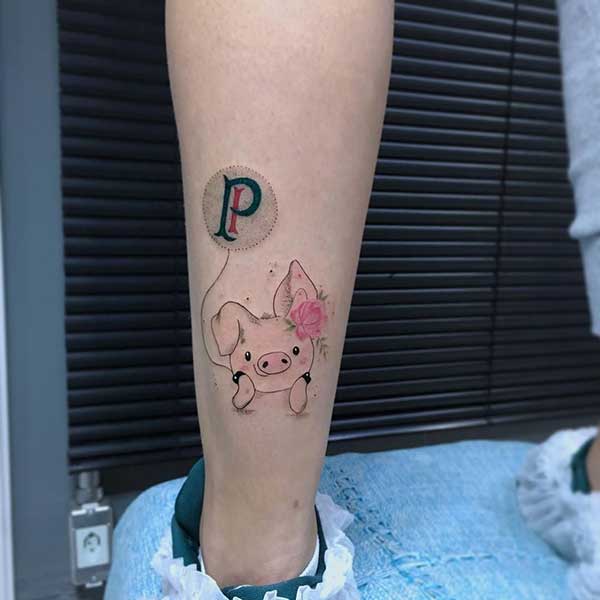 Tatuagens do Palmeiras femininas 4 Porquinho fofo na perna.