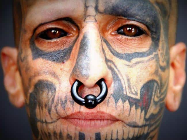 tattoo preta no olho tattoo preta no olho