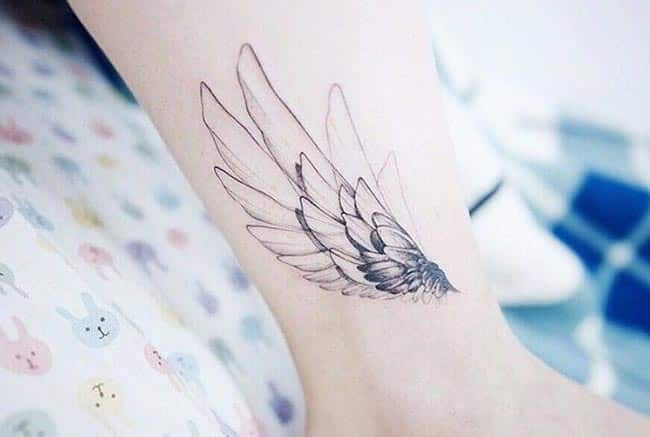 Tatuagens de asas delicadas 11 Tatuagens de asas delicadas 11